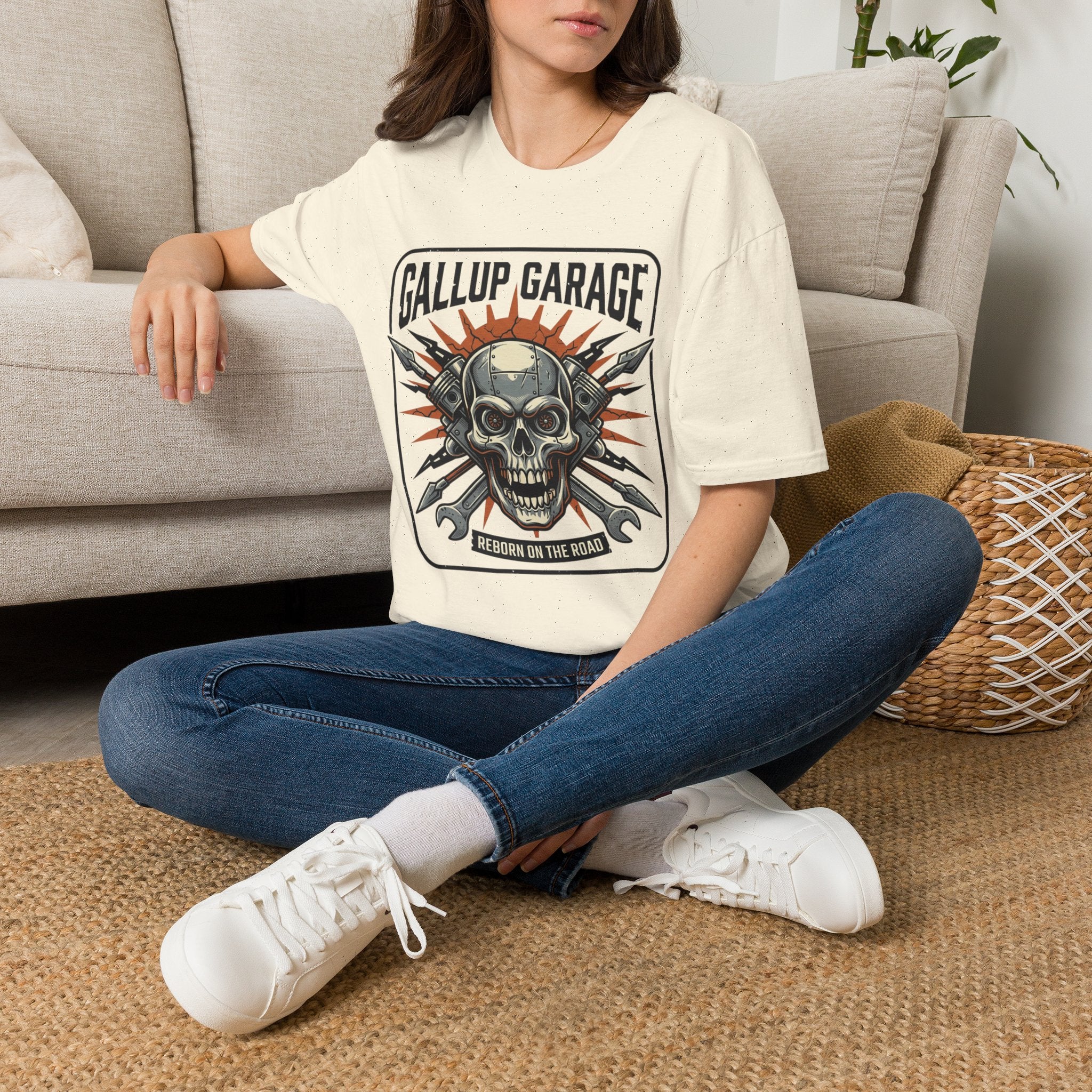 Gallup Garage Skull Tee — Vintage Automotive Mechanic T‑Shirt